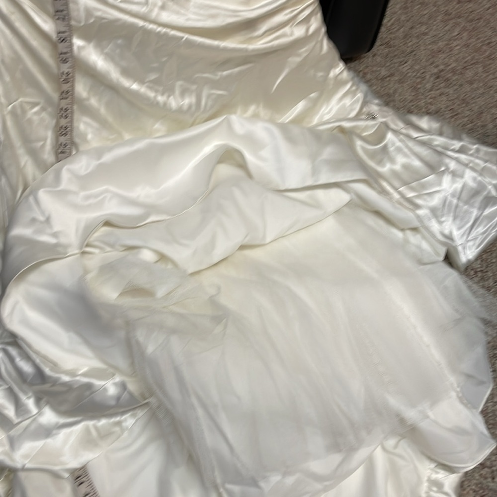 Maggie sottoro one shoulder satin gown - Picture 8 of 12